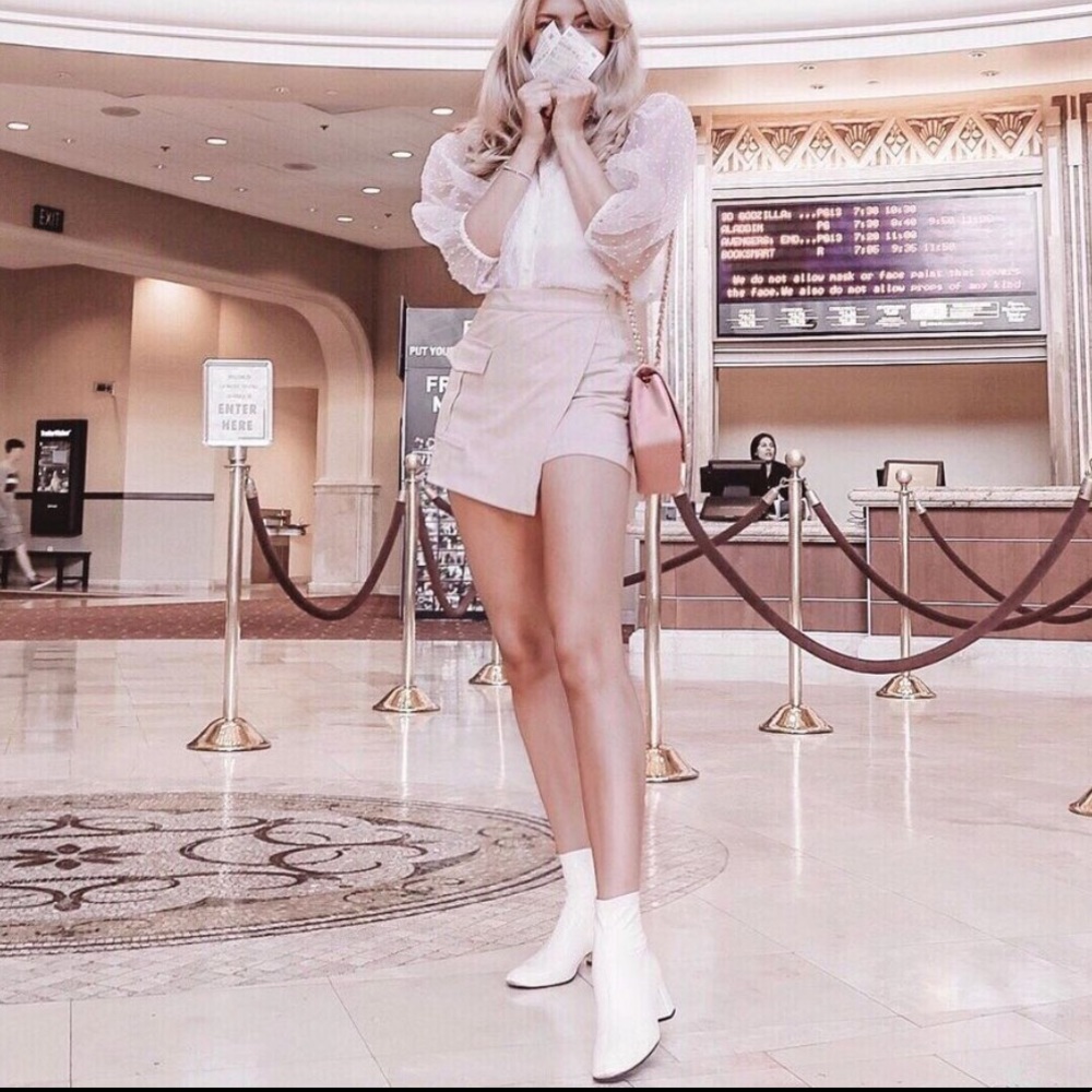 Nude booties ankle with small chunky heel